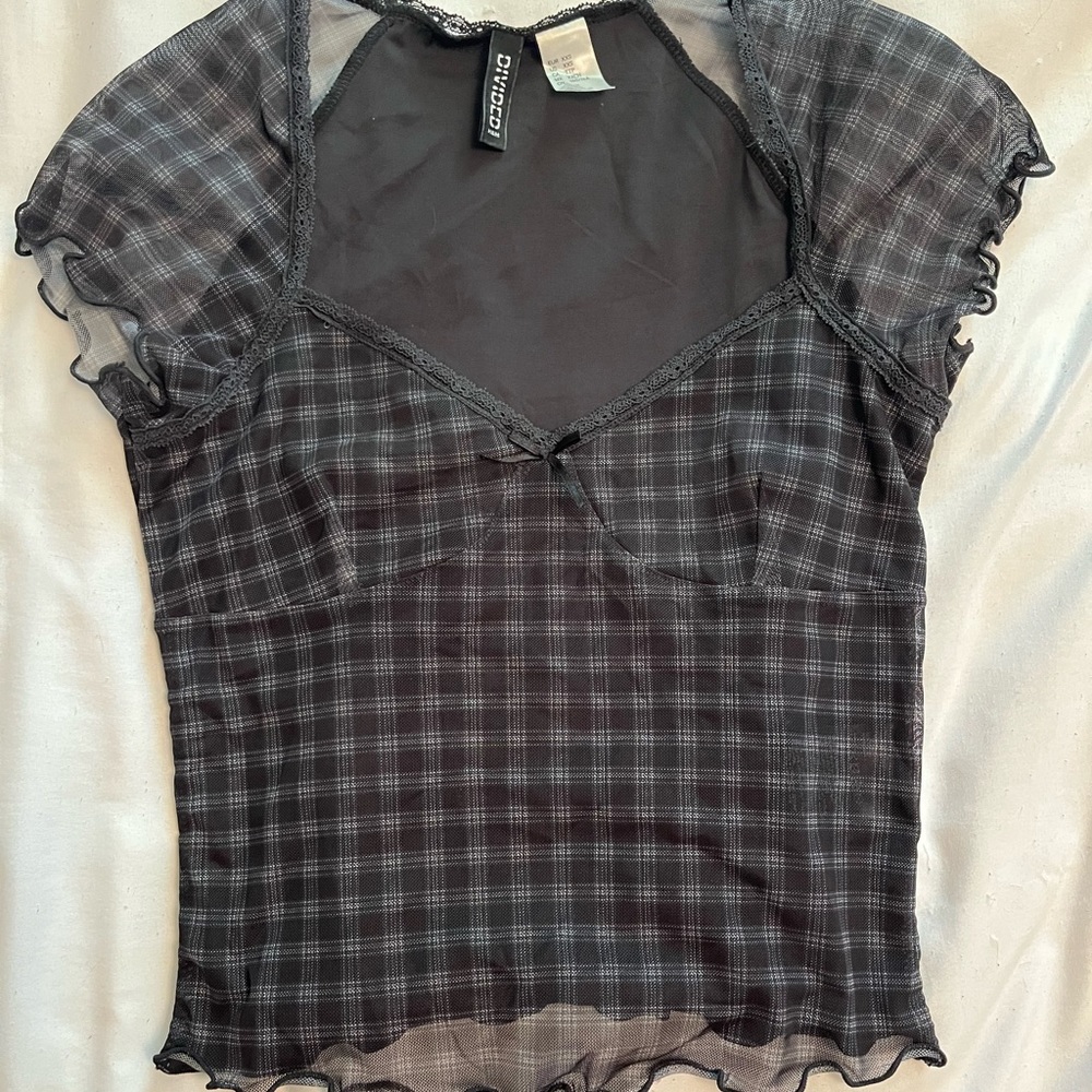 NWOT - MESH H&M DIVIDED TOP